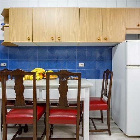 Urban Rooms Habitaciones Con Wifi Y Smart Tv Bilbao Kültér fotó